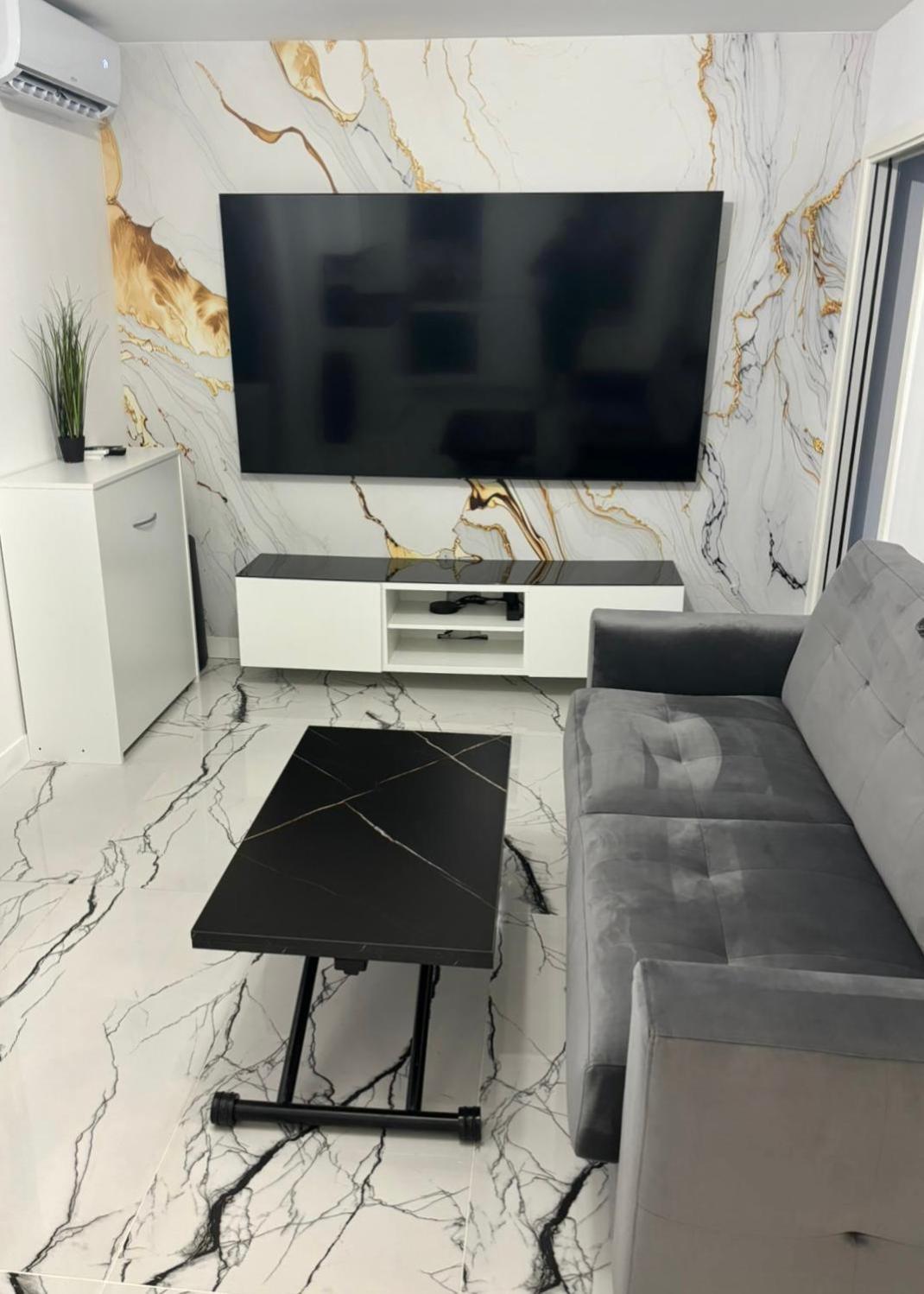 Terrasse Parking Prive Appartamento